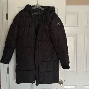 Pull & Bear Black Puffer Coat M